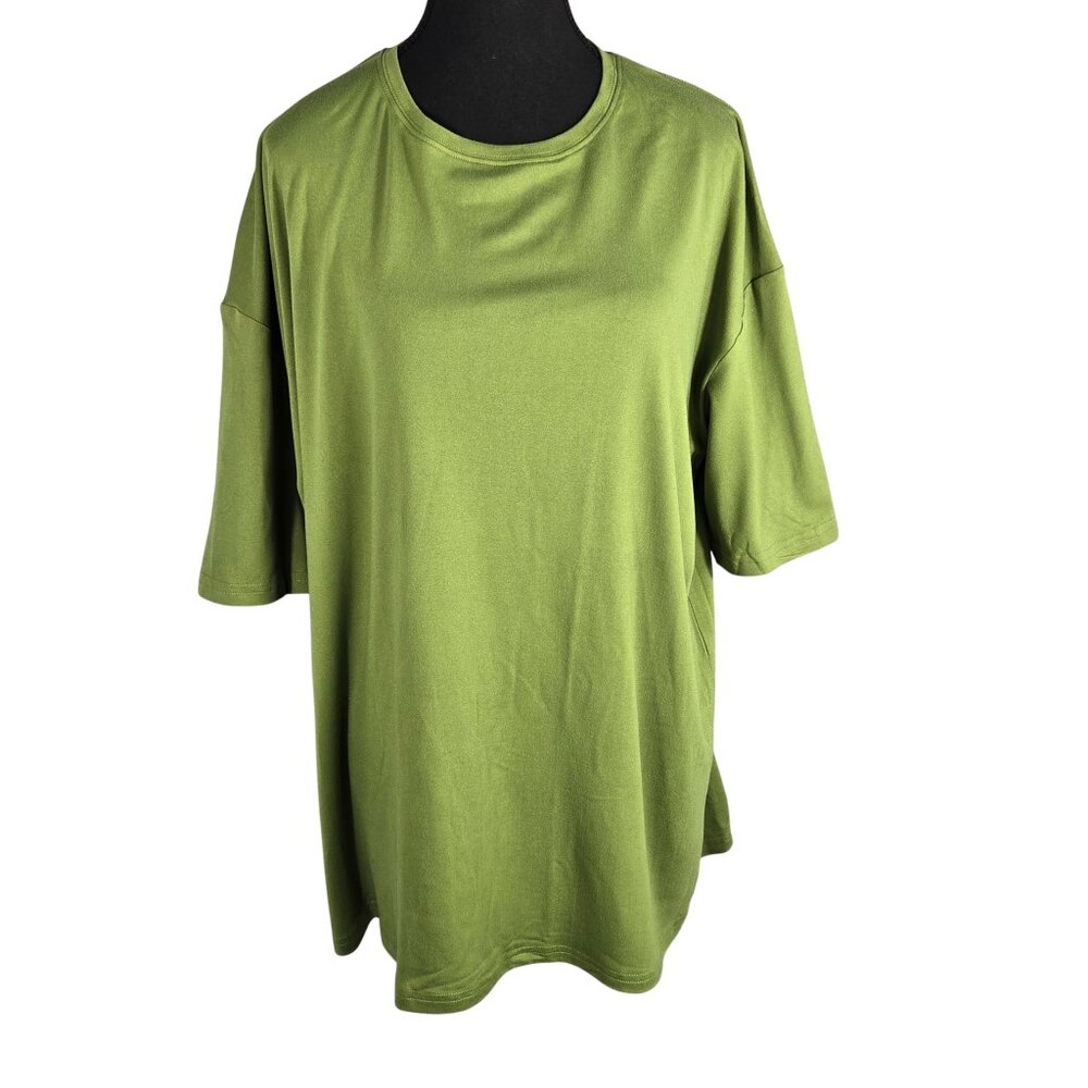 3/$25 NWOT | Men's Oversized Olive Green Short Sleeve Crewneck T-Shirt | Medium
